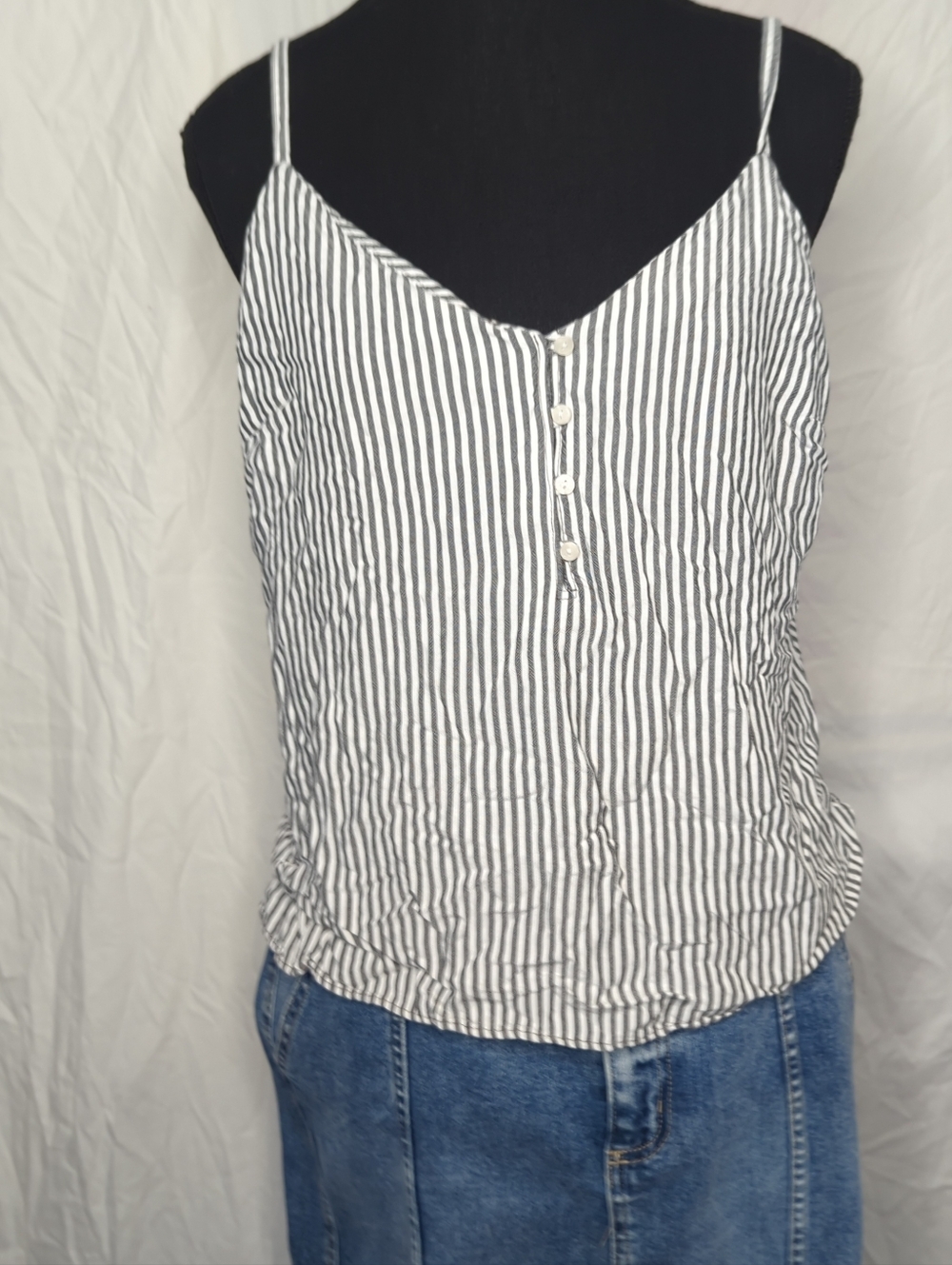 Old Navy Pinstriped V-neck Camisole L Viscose Coastal